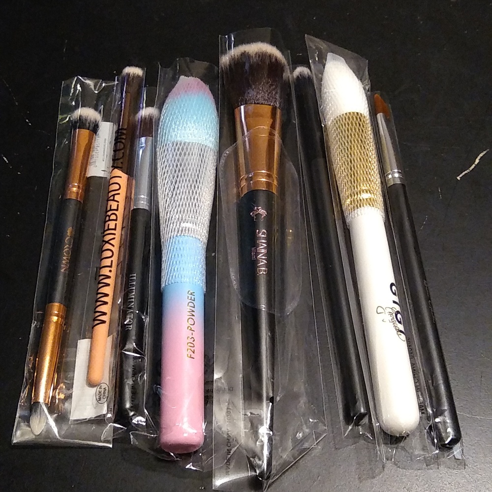 Makeup Brushes